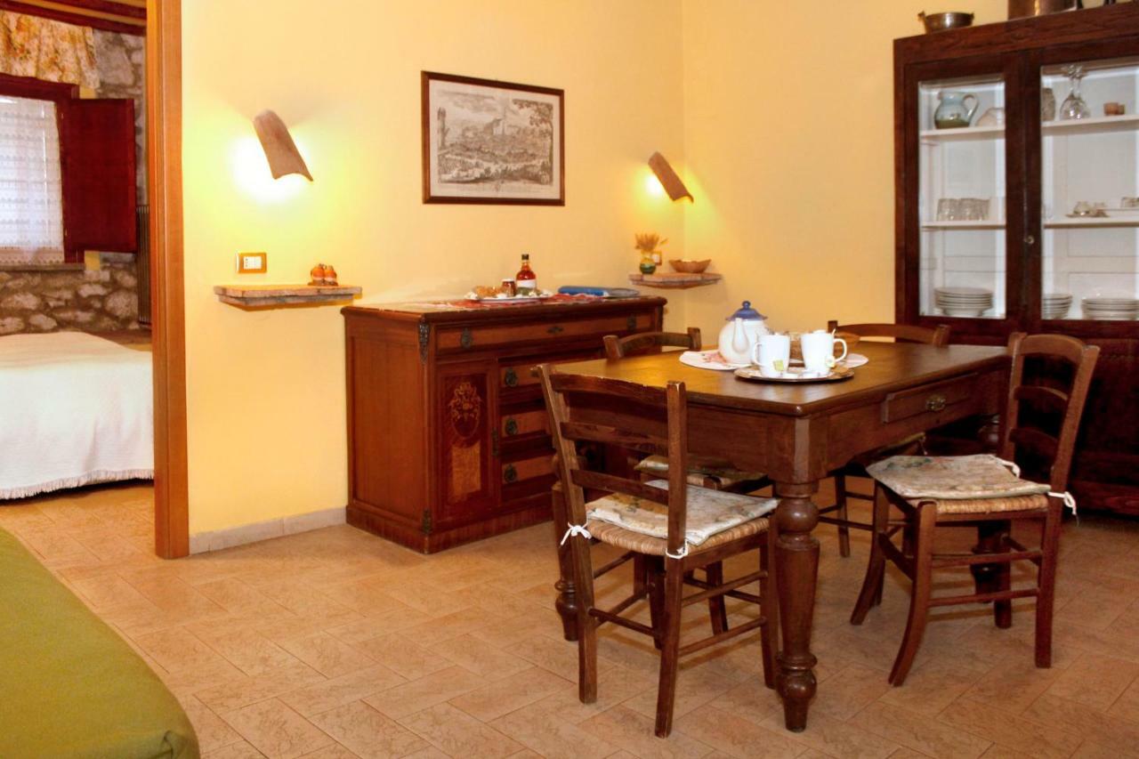 Вилла Agriturist Prile Кастильоне-делла-Пеская Экстерьер фото