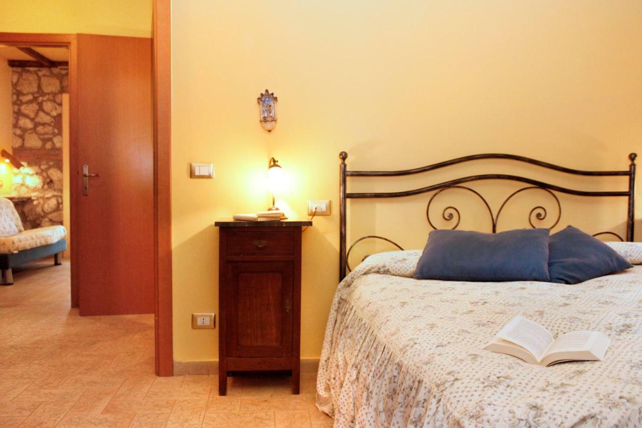 Вилла Agriturist Prile Кастильоне-делла-Пеская Экстерьер фото